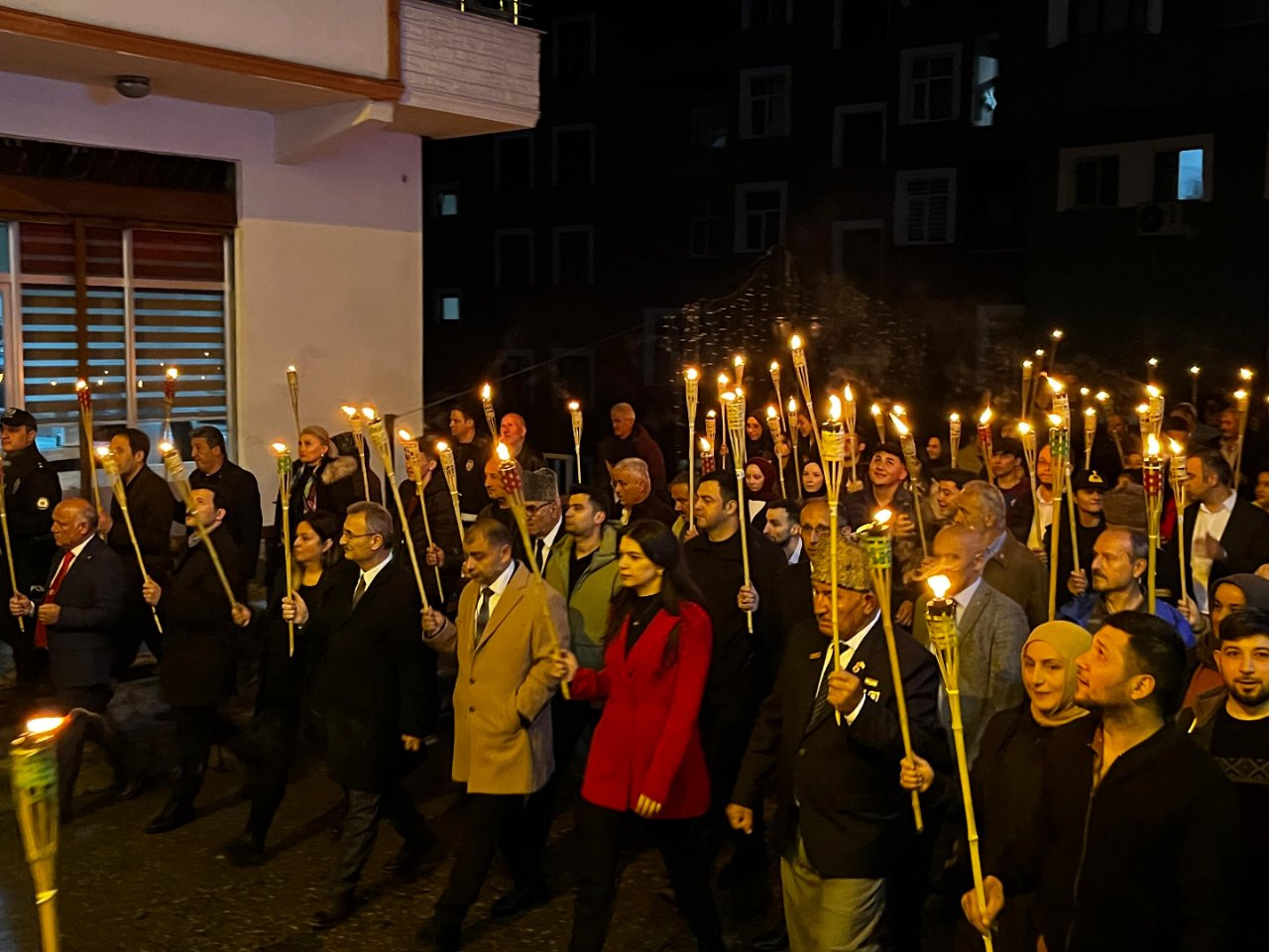 ŞALPAZARI'NDA 19 MAYIS COŞKUSU FENER ALAYIYLA BAŞLADI!