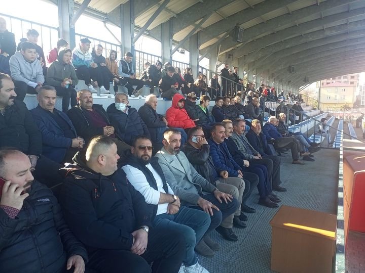 TAKIMLARIMIZA BAŞARILAR DİLERİZ.