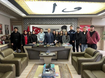 ŞALPAZARI MYO ÖĞRENCİLERİNDEN BELEDİYE BAŞKANIMIZA ZİYARET