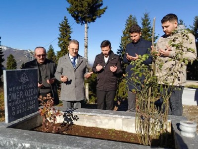 MEKANIN CENNET OLSUN ÖMER BAŞKAN